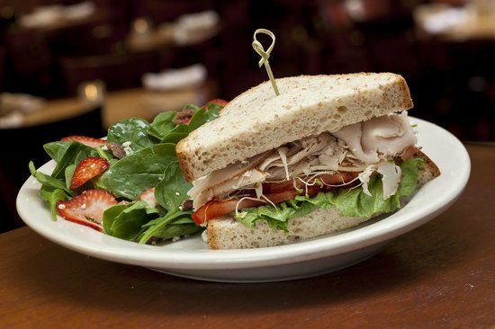 Minervas Restaurant & Bar